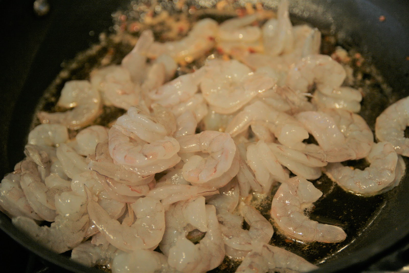 Illustration for article titled Let’s make Shrimp Scampi with Papa John’s garlic sauce